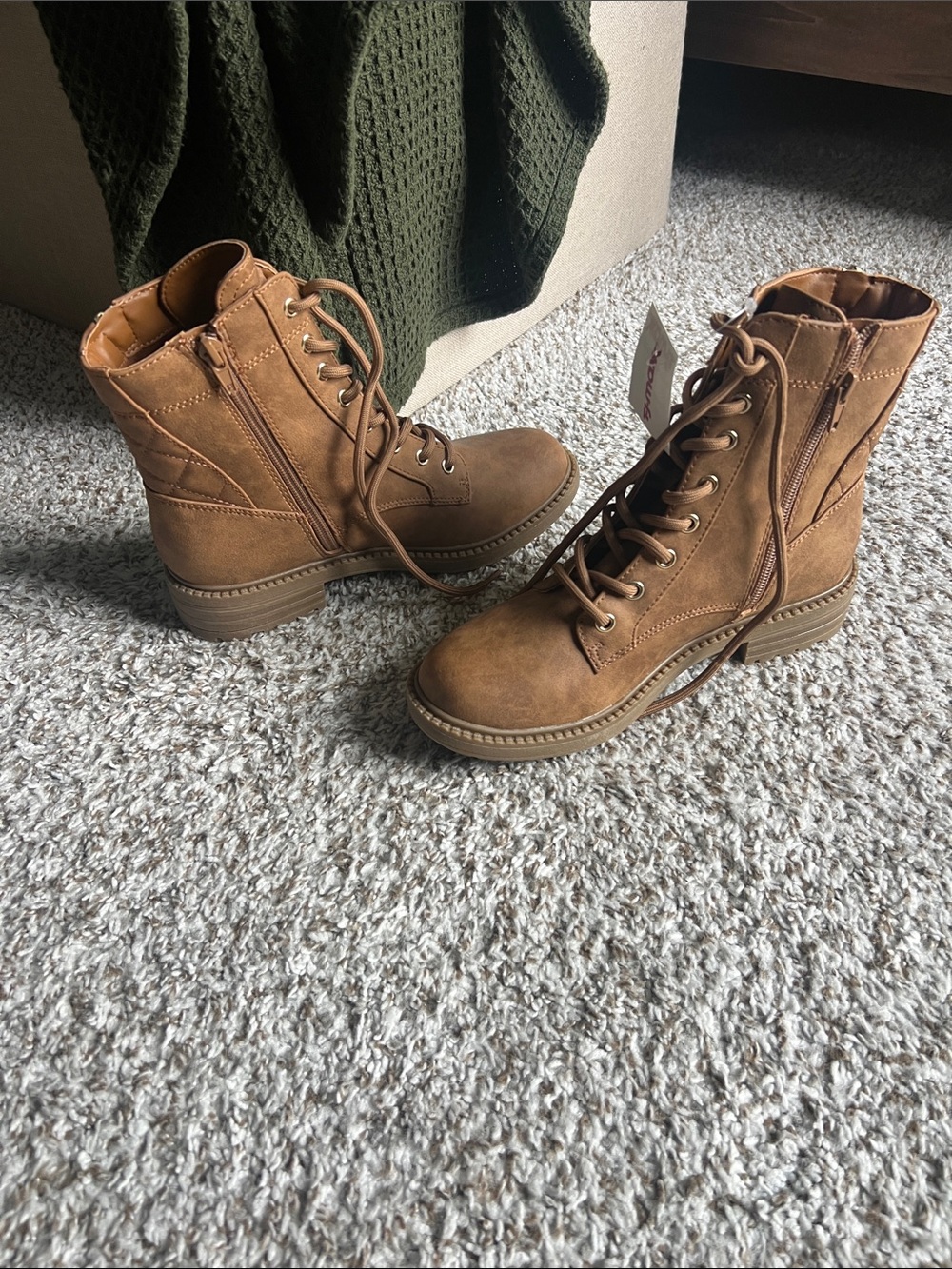 Women’s Lace-Up Combat Boots in Brown